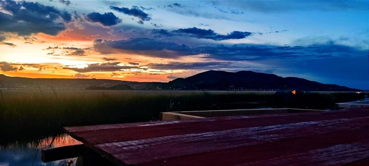 Lago Titicaca 푸노 외부 사진
